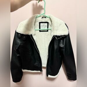 Holister jacket worn once for winter trip